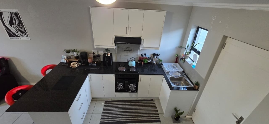 2 Bedroom Property for Sale in Zonnendal Western Cape